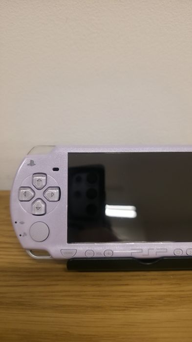 Sony PSP 2000, Modat, 550 jocuri,  9 în 1,  gata de joacă