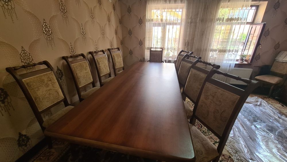 Стол стул 10 талик чинордан  булган