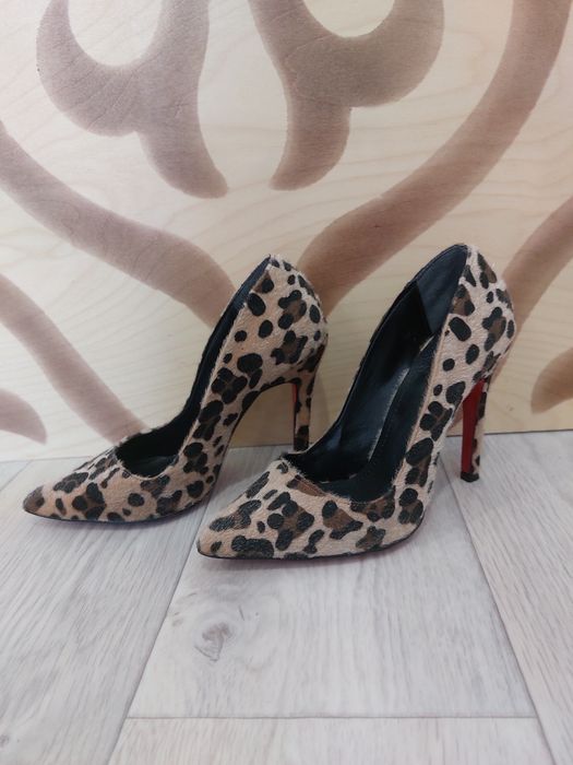 Трендовые леопардовые туфли