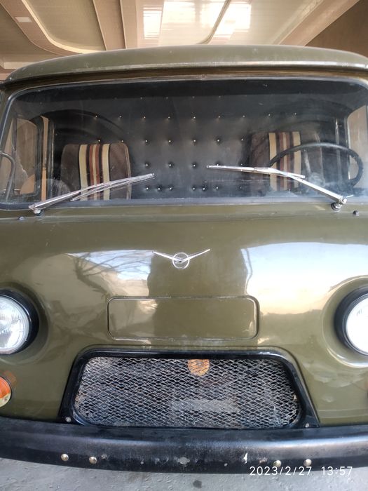 УАЗ 3203 сотилади