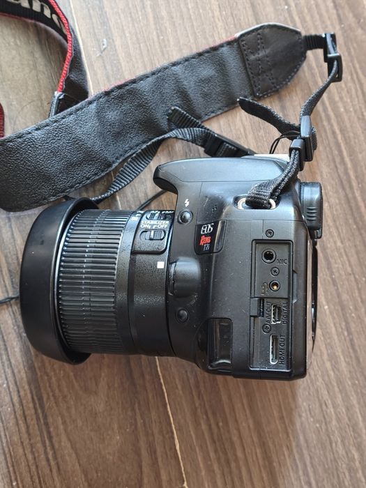 Canon EOS Rebel T2i и Sony Handycam hdr-cx405