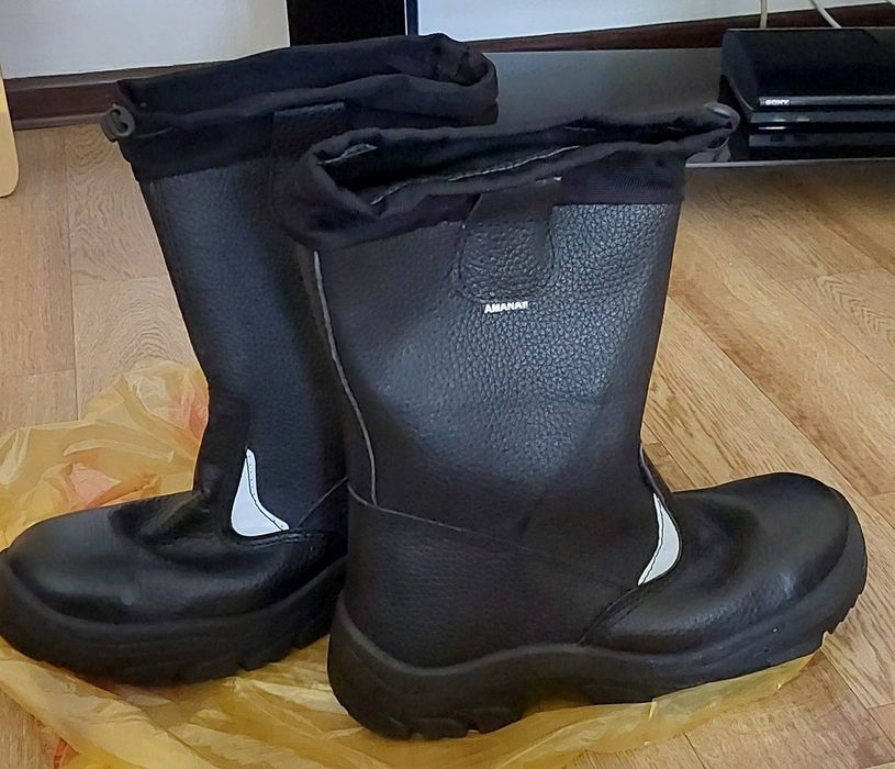 Рабочие сапоги с железным носком