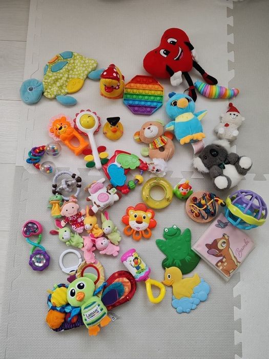 Lot jucării interactive pentru copii