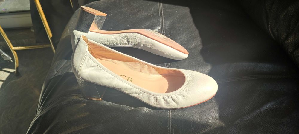 Дамски официални обувки 40.5 номер