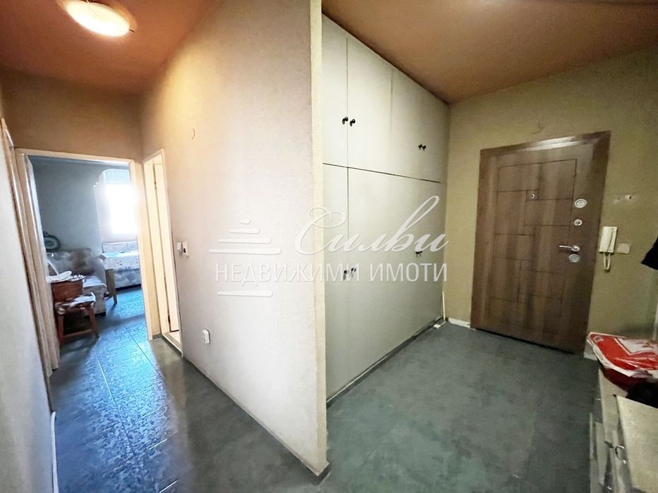 Продава се Двустаен апартамент в Шумен, Дивизионна болница - 65 кв.м за 1639 €/кв.м - Снимка #7