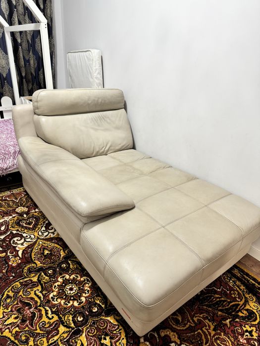 Диван и кресло кожаные