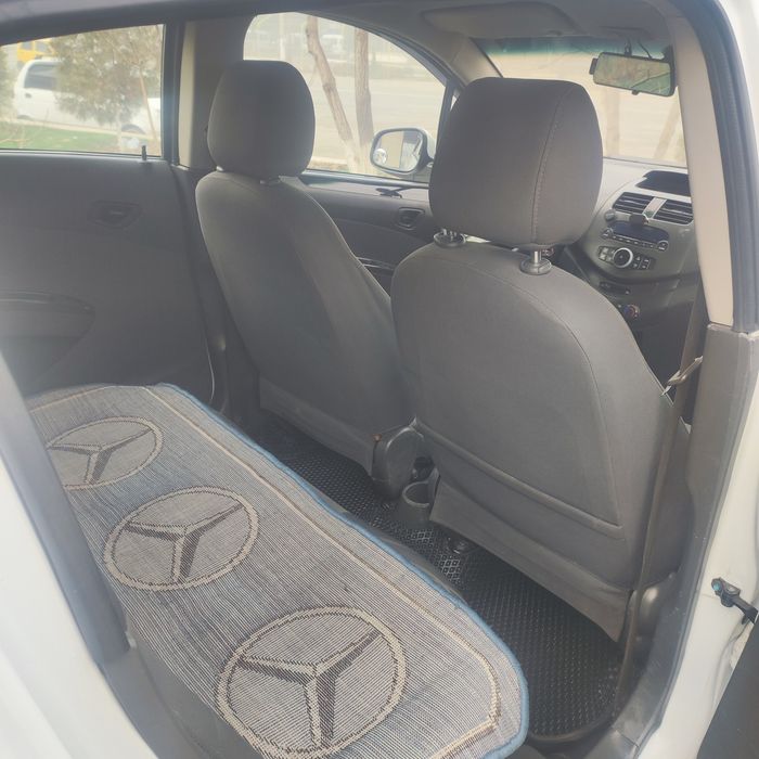 Спарк авто машина