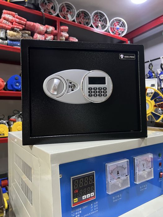 Сейф простой песок