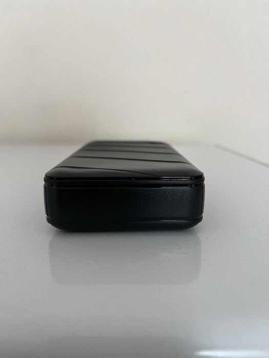 Vând  Baterie Externa 20.000 mAh (Negru)