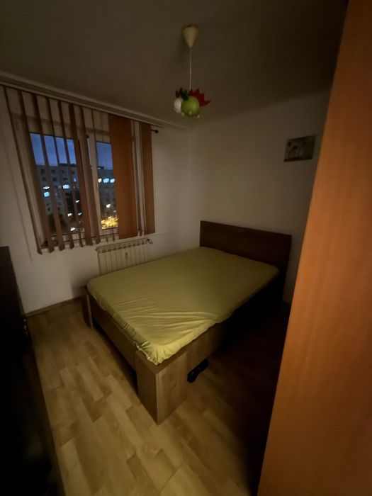 Inchiriez apartament