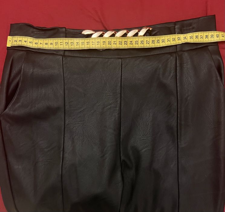 Pantaloni piele ecologica