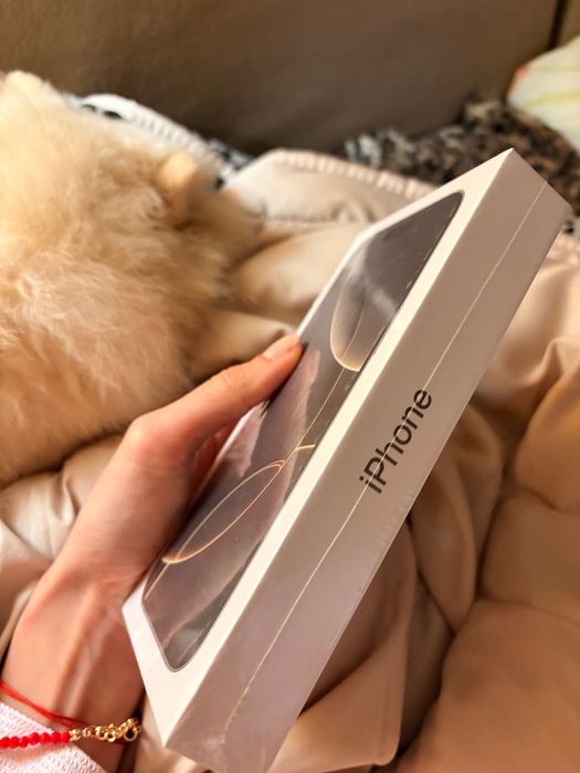 Продавам телефон iphone 16pro max