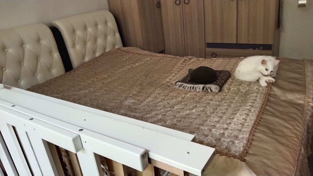 Продам кровать двух местная