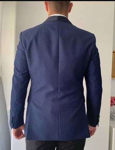 Costum Kigili marimea 50