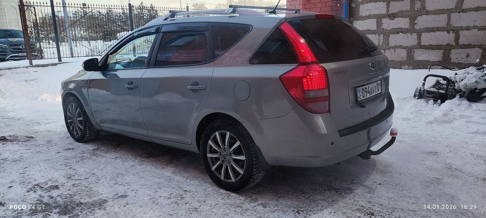 Продам KIA CEE'D 1,6л АКПП 2010г.
