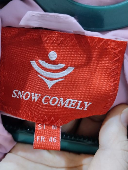 Куртка женская продаётся