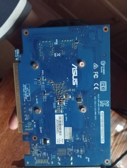 Видеокарта GT 1030 ddr5 2 gb