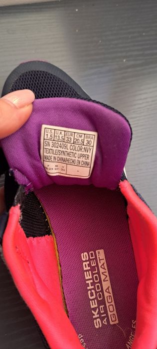 Sneakersi teniși adidași Skechers fete  nr 33