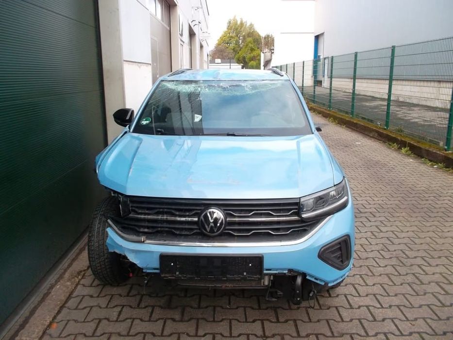 VOLKSWAGEN T-Cross 2025 — imagine 1