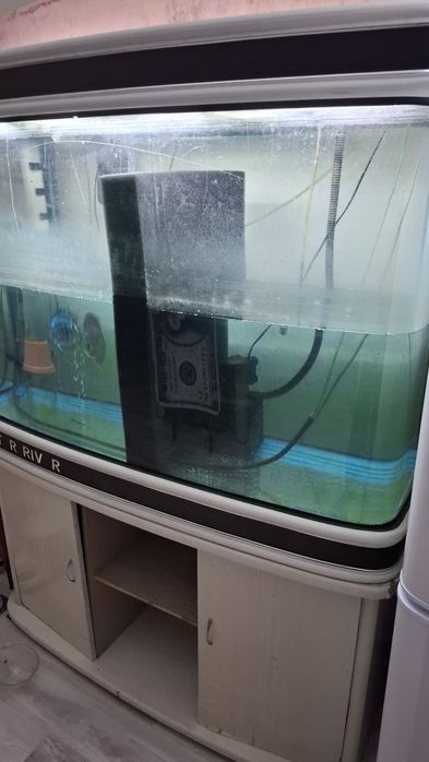 Продам заводской аквариум