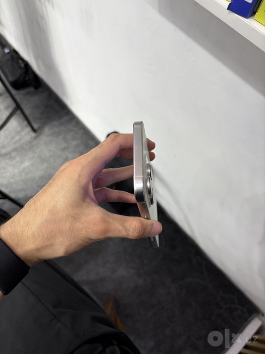 iPhone 16 Pro Max 256 GB 98%