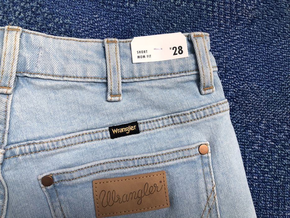 Wrangler Mom Denim Shorts ОРИГИНАЛНИ дамски къси дънки - 28