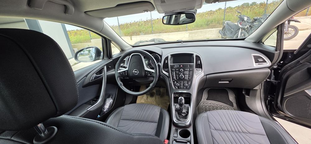 OPEL Insignia 2014 — imagine 4