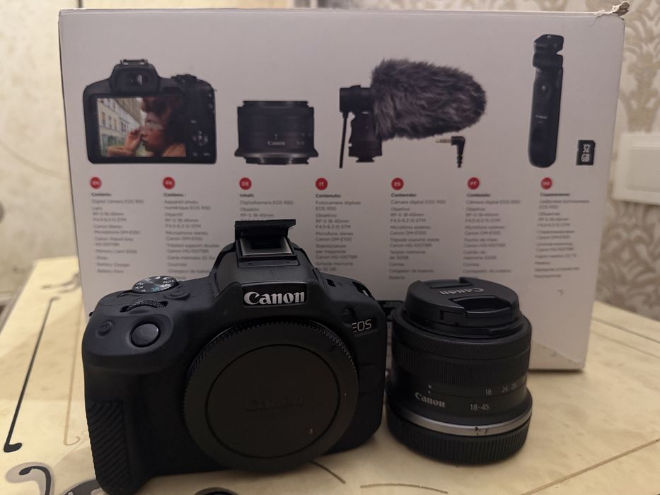 Canon eos r50 content cerator kit