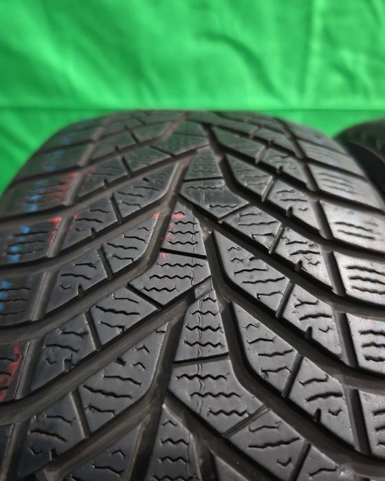 205/50R17 93V Yokohama iarna, stare foarte buna fara defecte ascunse