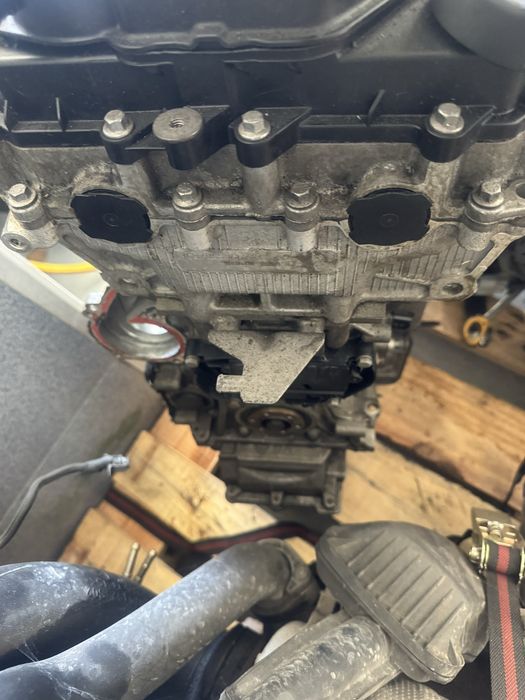 Двигател Пежо Ситроен Опел 1.2 130кс