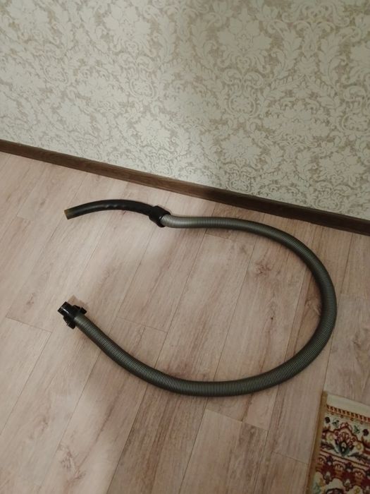ПродамШланги,трубки, насадки ОтПылесосаНаЮбилейной