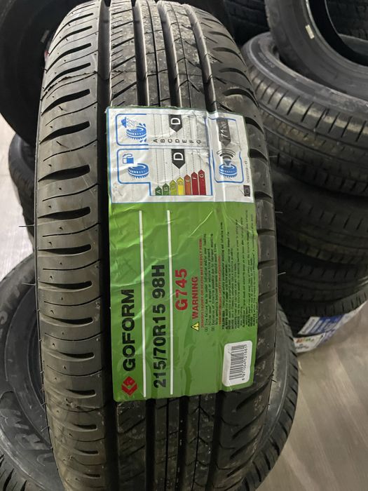 Продам новые шины 215/70 R15