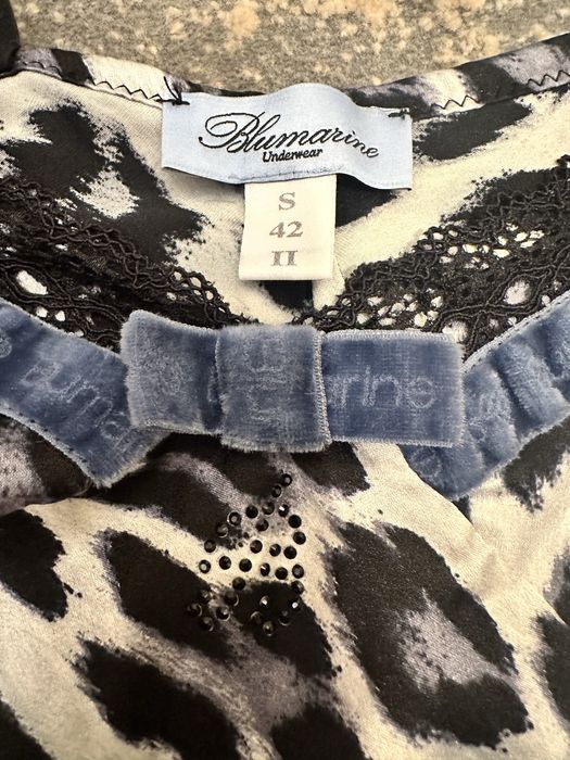 Оригинален Blumarine Копринен топ