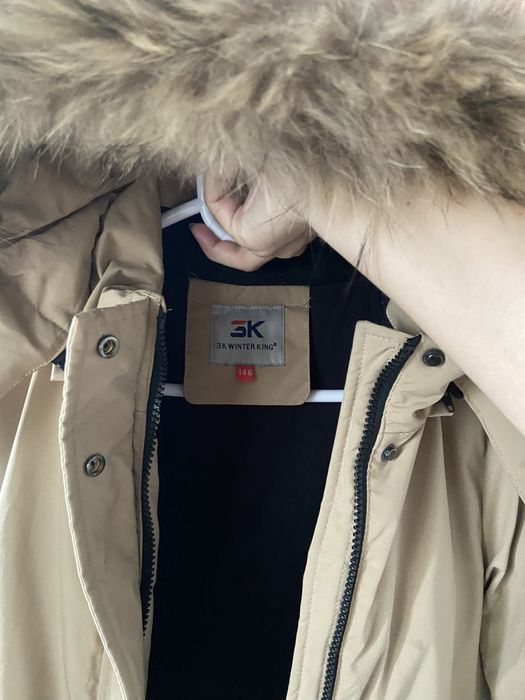 Продам куртку на девочку