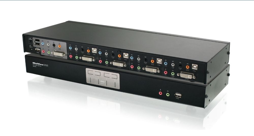 Продам хаб dvi 10 port logear фирма