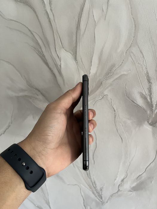 Продам iPhone 11 pro 64gb в идеальном состоянии