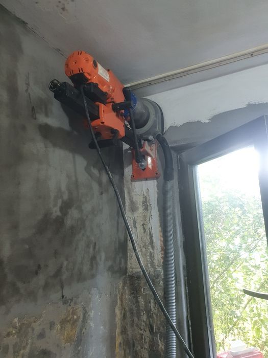 Gaura hota / centrală / aer conditionat / scurgere / aerisiri carotare