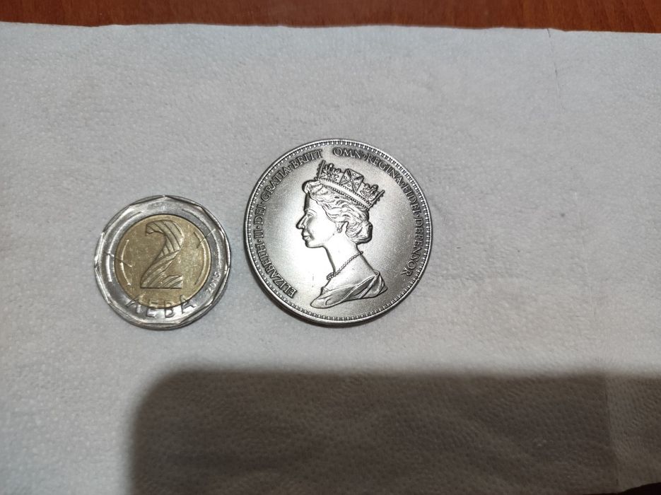 Английска юбилейна монета