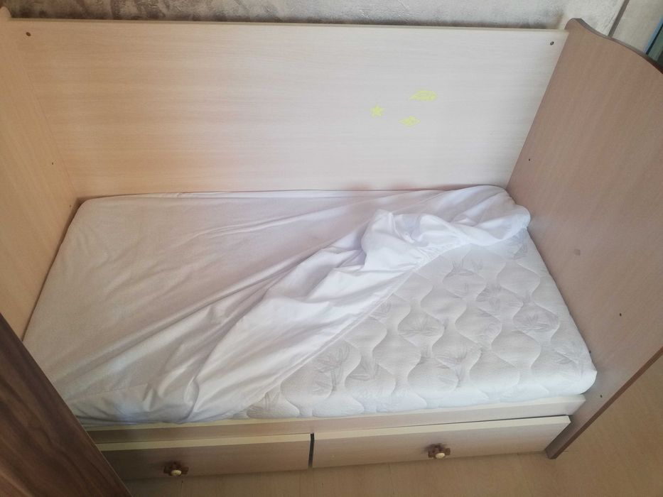 Кошара с нов матрак