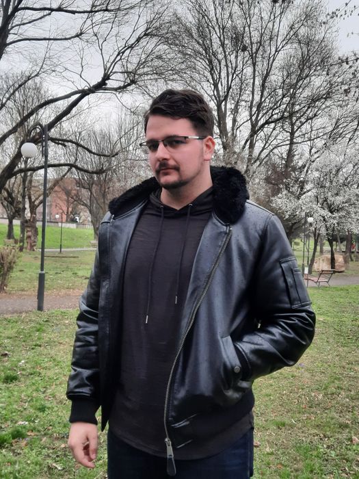 Ofer meditatii de limba engleză, japoneză şi/sau germană