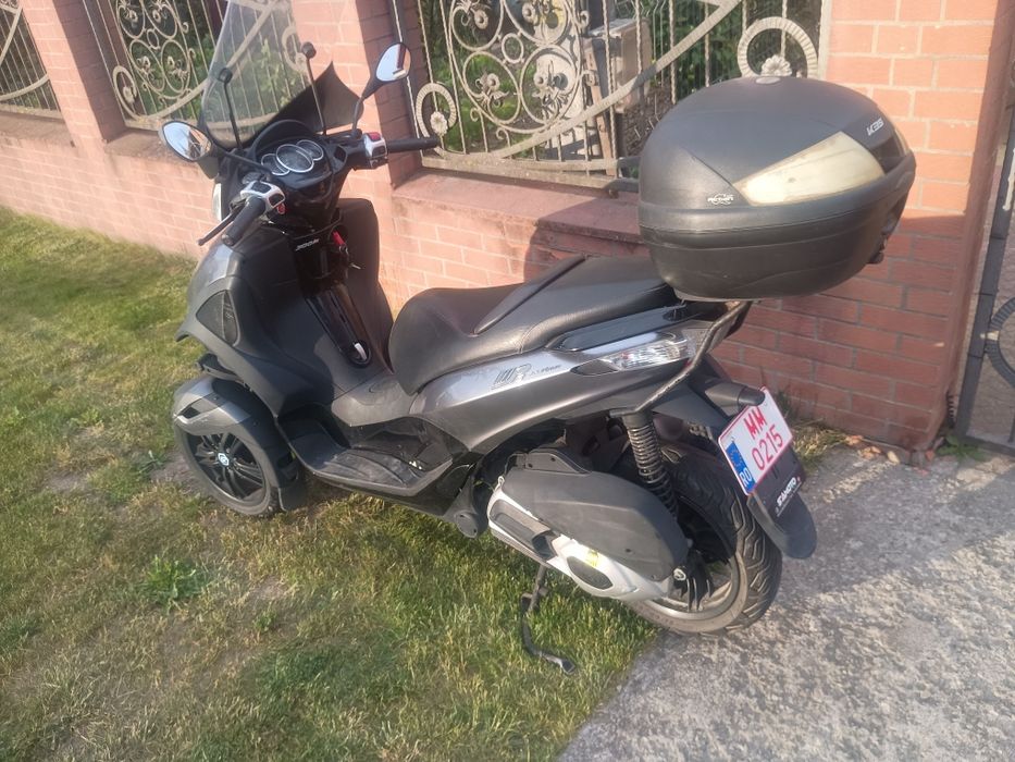 Piaggio.  MP3 300ie