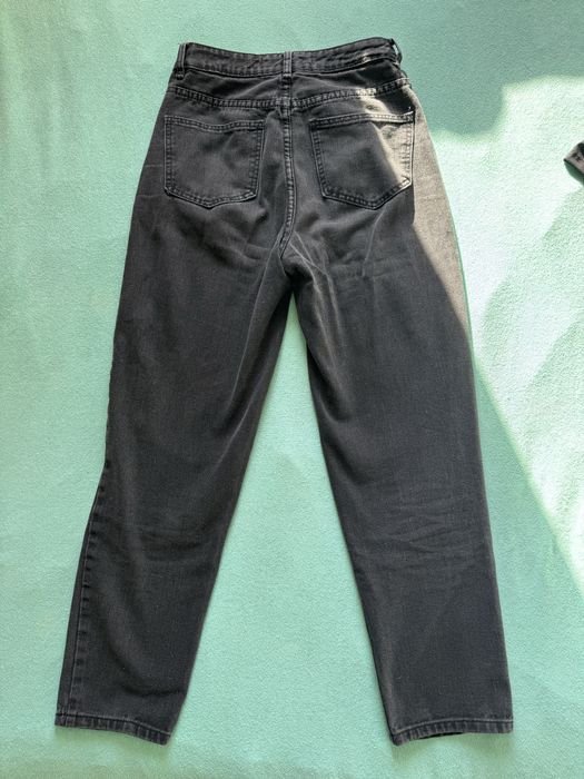 Джинсы черные