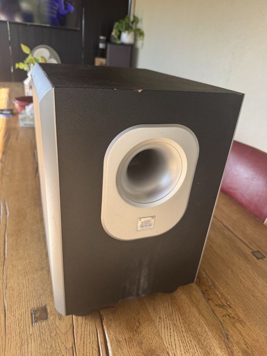 Subwoofer activ JBL SUB 140/230