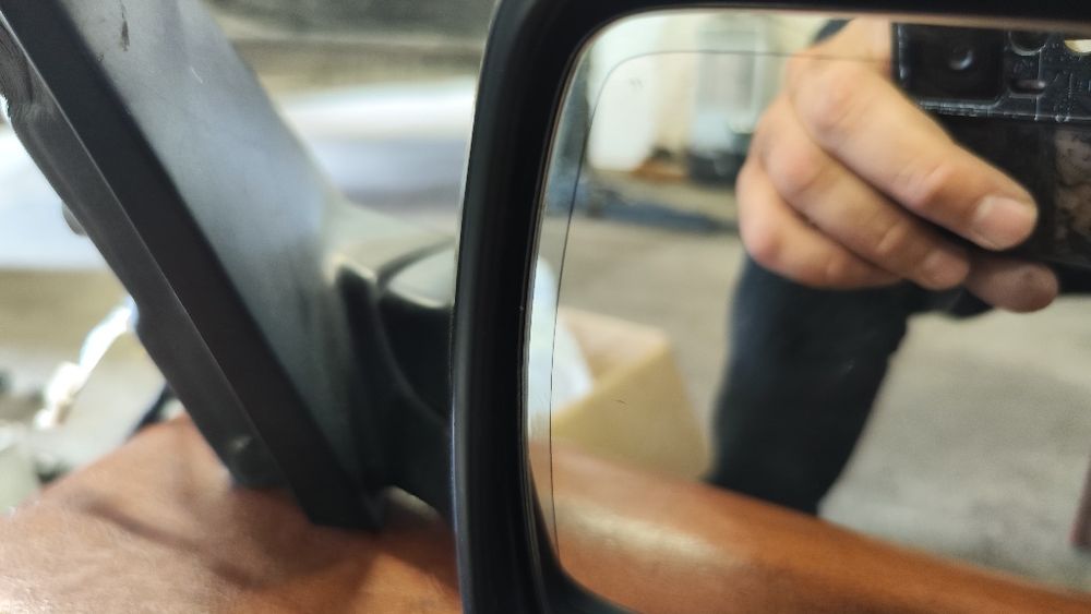 Дясно огледало за бмв х3 е83 ел.пребиращо и със затъмнение