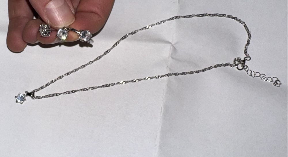 Комплект Стилен женски часовник, колие, пръстен, обици, гривна