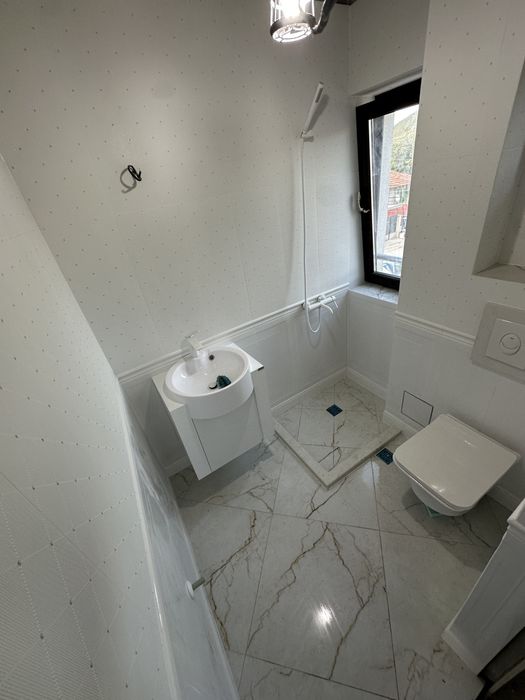 Извършане на ремонт на бани , подови настилки , гранитогрес , фаянс