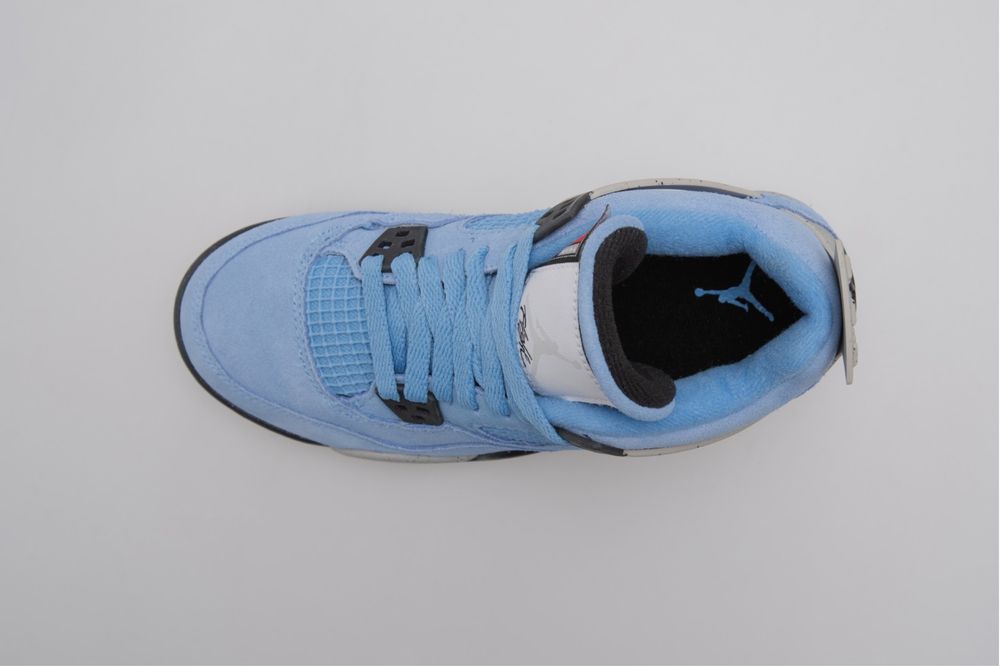 Jordan 4 Retro Blue University