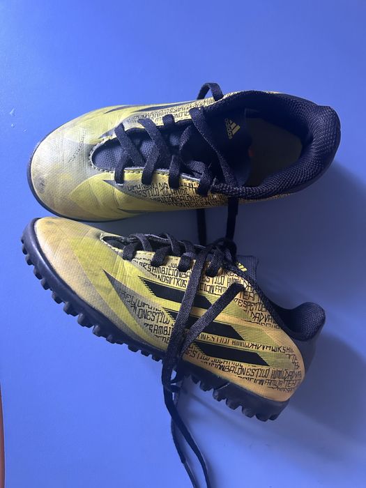 Ghete fotbal Adidas sintetic marimea 29