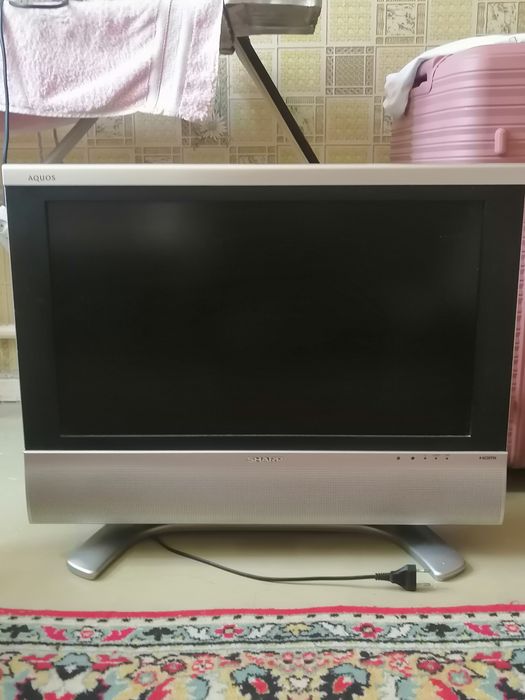 Телевизор SHARP LC-26P50E