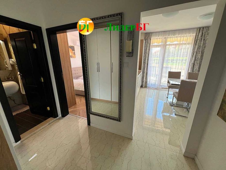 Продава се Тристаен апартамент в Свети Влас - 80 кв.м за 1813 €/кв.м - Снимка #9